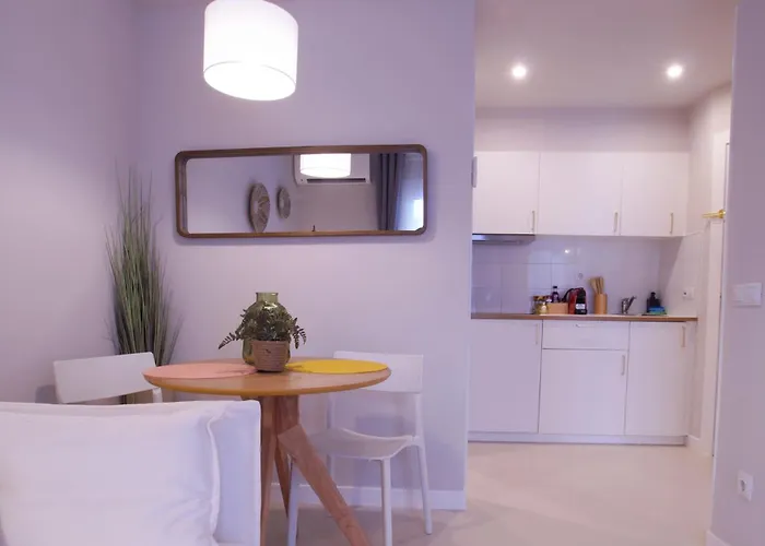 アパート Budget 24 カロンジェ